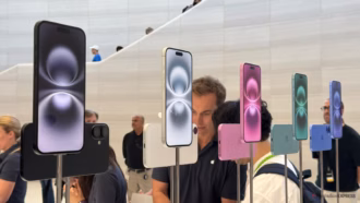 Apple iPhone 16